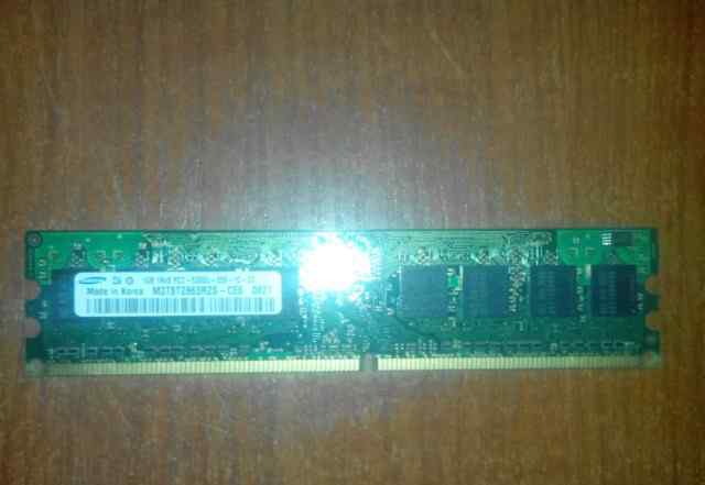 Оперативная память Samsung DDR2 (1GB)