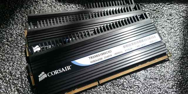 Corsair Dominator CM3X2G1866C9D (DDR3 dimm 22Gb)