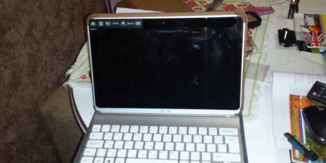  acer iconia w700