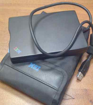 USB floppi IBM c чехлом