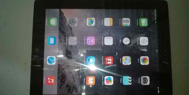 iPad 2 32Гб Wi-fi 3g sim