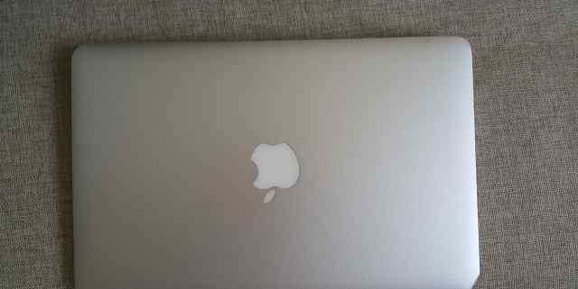 MacBook Air i5 core