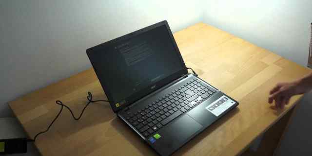 Качественный ноутбук Acer E5-571G-568U / Core i5