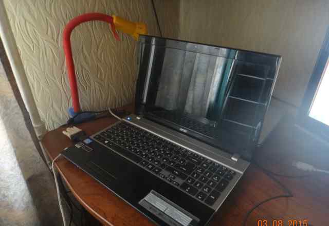 Игровой ноутбук Aser V3-571G