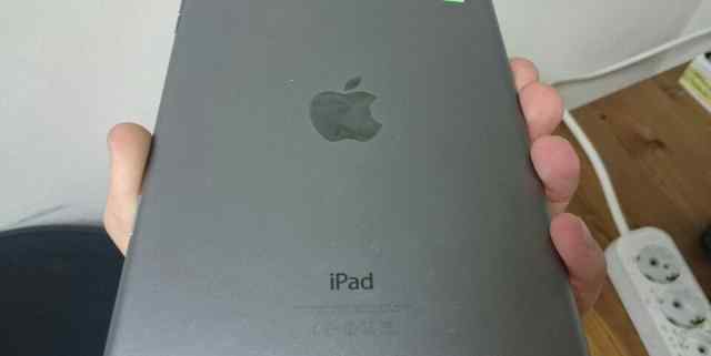 Apple iPad mini2