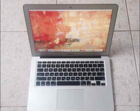 MacBook Air 13", core i5, 4gb, 2013