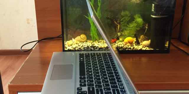 Ноутбук ультра стальной Soni Vayo 13.3 i5 ssd