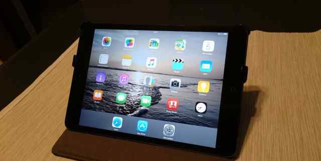Продам iPad mini 32Gb, wi-fi, симкарта