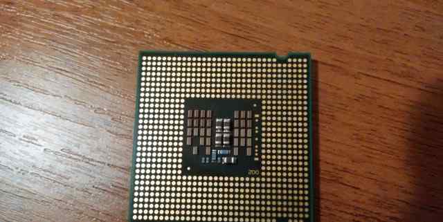 Процессор Intel Core 2 Quad SLG9S 2.33 GHz 1333