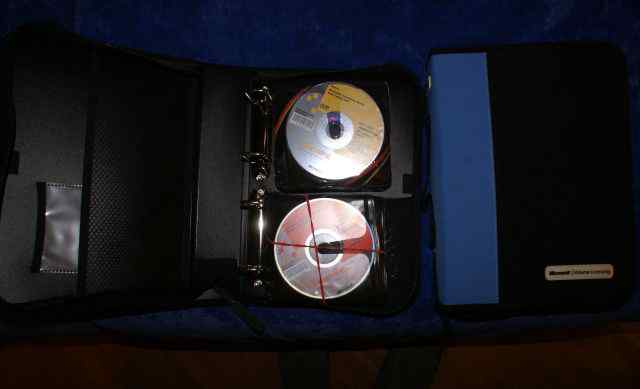  два кейса с дисками Microsoft msdn 2007