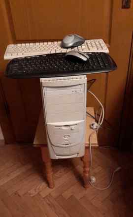 Системный блок, монитор, клавиатура и мышь