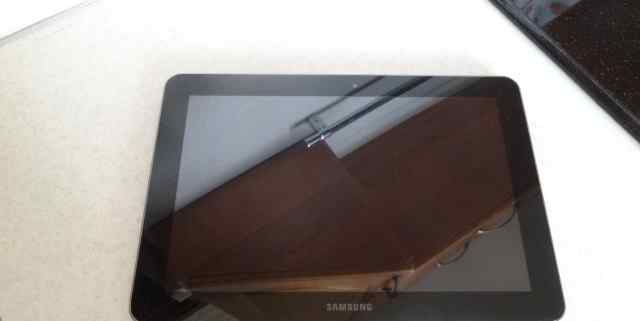 Samsung Galaxy Tab 10.1 P7500 32Gb черный
