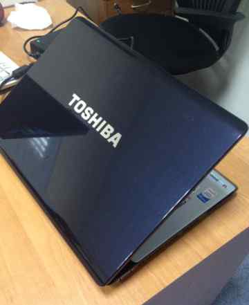 Toshiba Satellite F200 (2007)