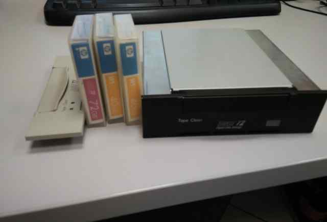 Стриммер Hewlett Packard DW061A HP DAT72 USB Trade