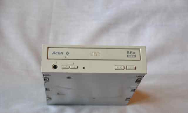 CD-ROM Acer