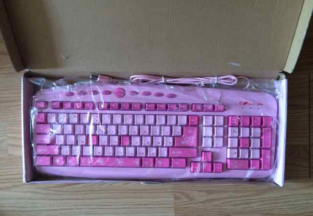 Новая розовая клавиатура