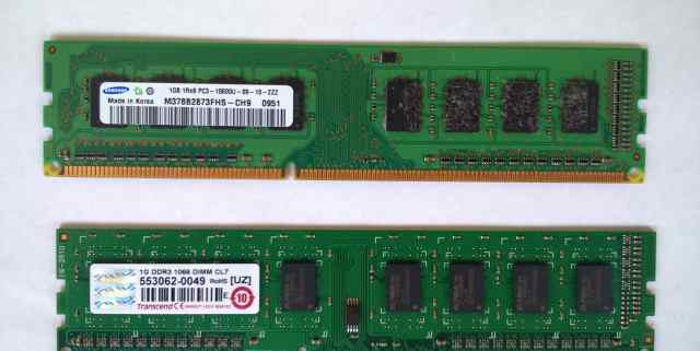 Память DDR3 1Гб х 2 шт