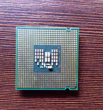 Процессор Intel Core 2 Quad Q9300 2.5Ghz