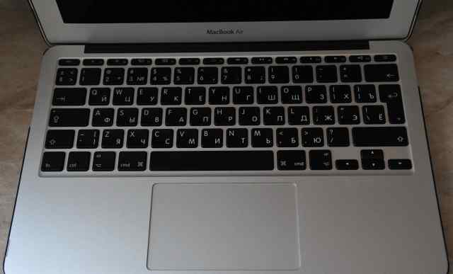 Apple MacBook Air 11 рст (Core i7, как Новый)