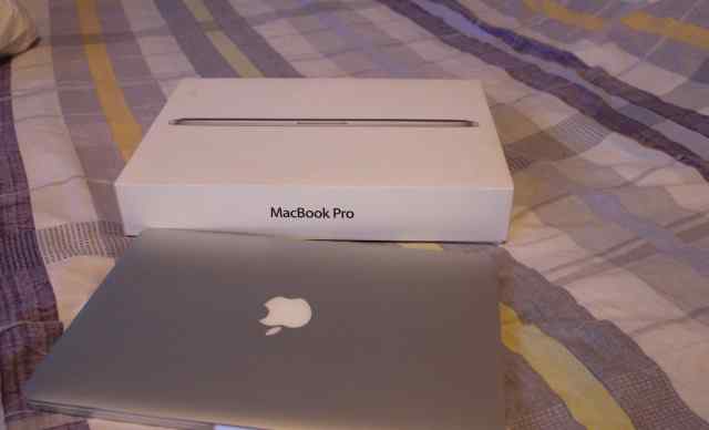 Apple MacBook Pro 13" Late 2013 ME864LL/A