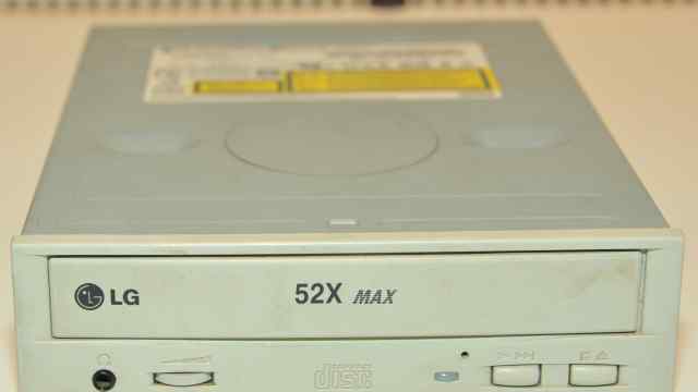 IDE CD-ROM привод LG GCR 8521B