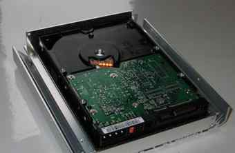 Кулер для HDD Titan TTC-HD90 с шумоподавлением