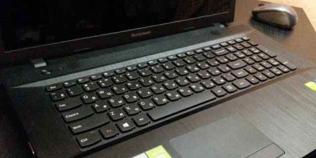 Ноутбук lenovo IdeaPad G700, черный