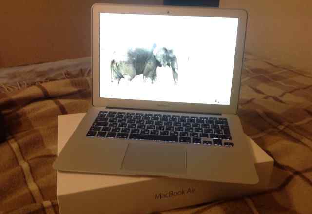 MacBook Air 13. Early 2014