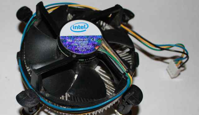 Кулер Intel E18764-001