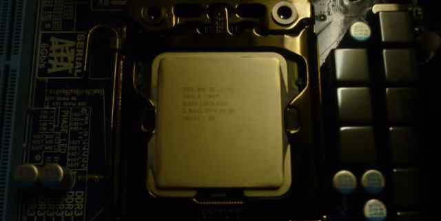 Процессор Intel Core i7 (LGA1366)