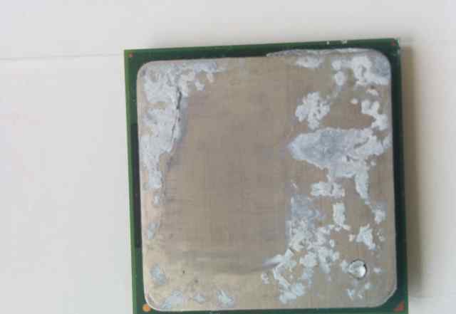 Intel celeron sl6w4 2.40GHz/128K/400 MHz 478 soket