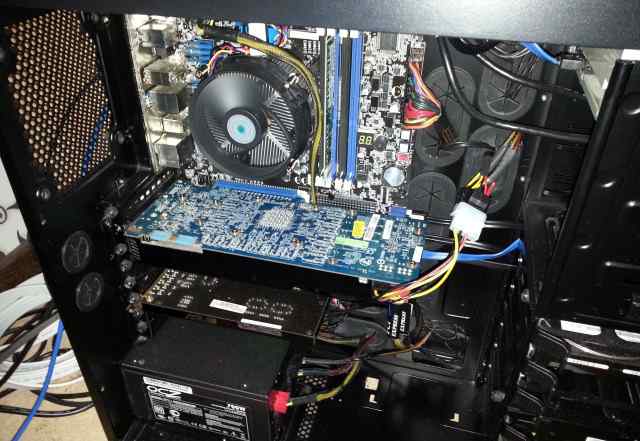 Gigabyte GeForce GTX 275 Super Overclock 1792MB
