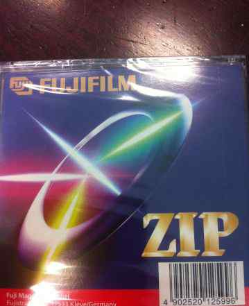 ZIP диски Fujifilm 100 mb запечатанные