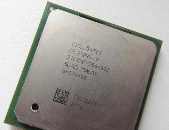 Процессор Intel Celeron 2.53 GHz Socket 478+ кулер