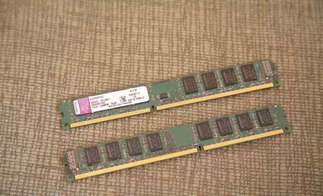 Память Kingston 2x4GB DDR3 1600 (PC 12800)