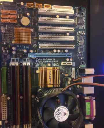 Материнская плата LGA775+ Е6550+ озу DDR-2 4 Gb