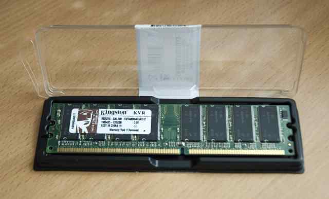 Модуль памяти Kingston KVR400X64C3A/512