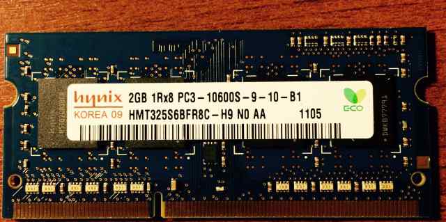 2 планки Hynix 2Gb PC-3-10600