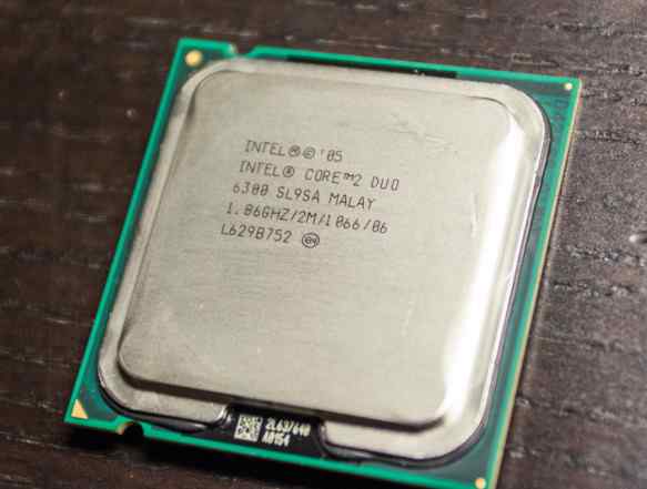 Процессор Intel Core 2 Duo E6300 1866MHz LGA775