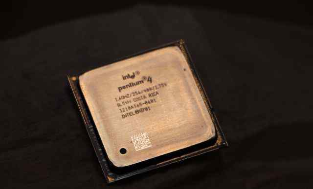 Intel pentium dual-core 1.8 ghz
