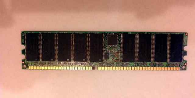 Память Transcend 512Mb DDR266