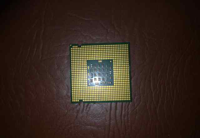 Процессор одноядерный 2.660 мгц socket LGA 775