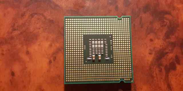 Intel Pentium dual-core E5200