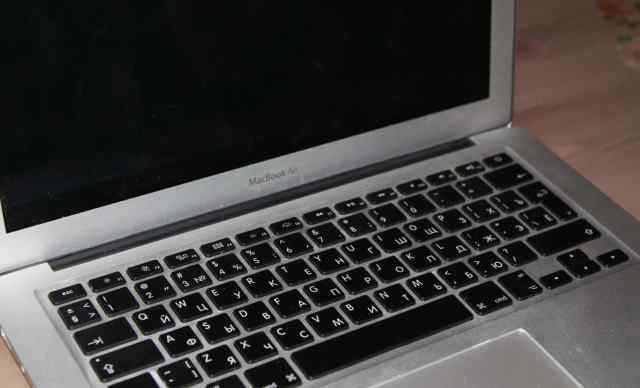 MacBook Air (новая батарея)