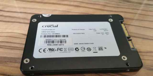 Продаю SSD 128 Гб Crucial CT128V4SSD1