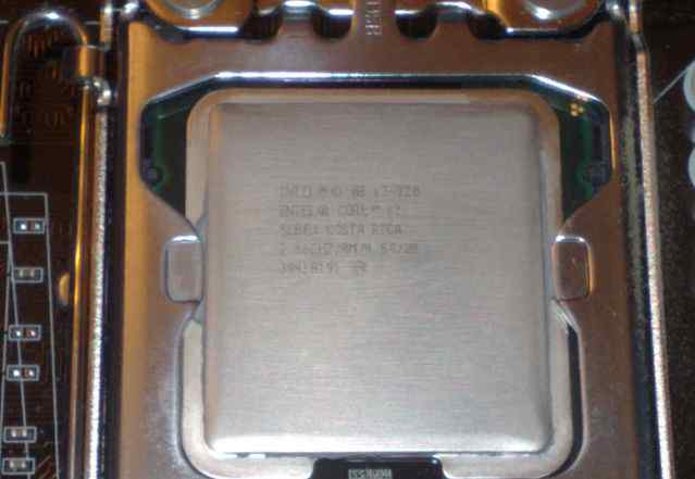 Intel Core i7 920 Bloomfield D0