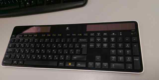 Беспроводная клавиатура Logitech Solar k750