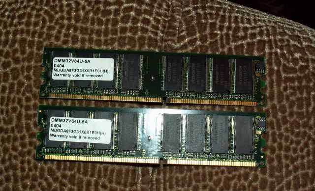 Оперативная память DDR 266, 2 планки по 256 Мб