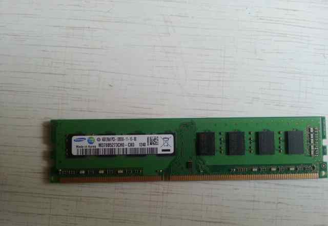 Samsung DDR3 4gb 2rx8 pc3-12800u-11-10