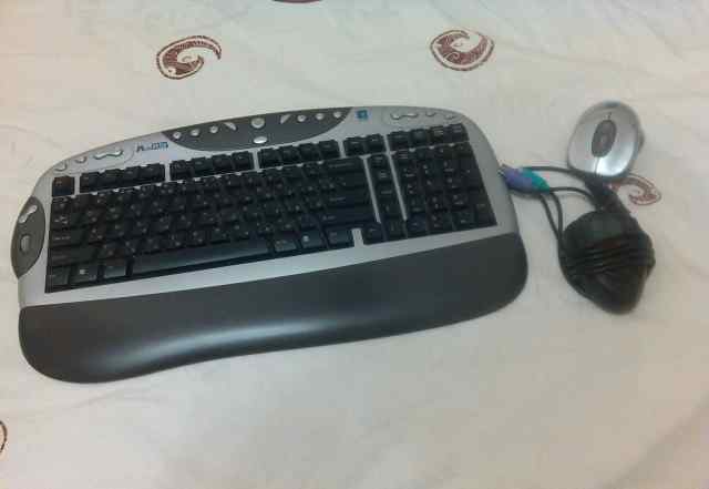 Безпроводная мышь и клавиатура
